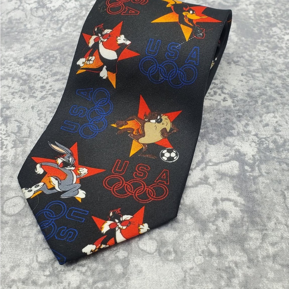 Warner Bros. Looney Tunes Black Tie with Red Stars